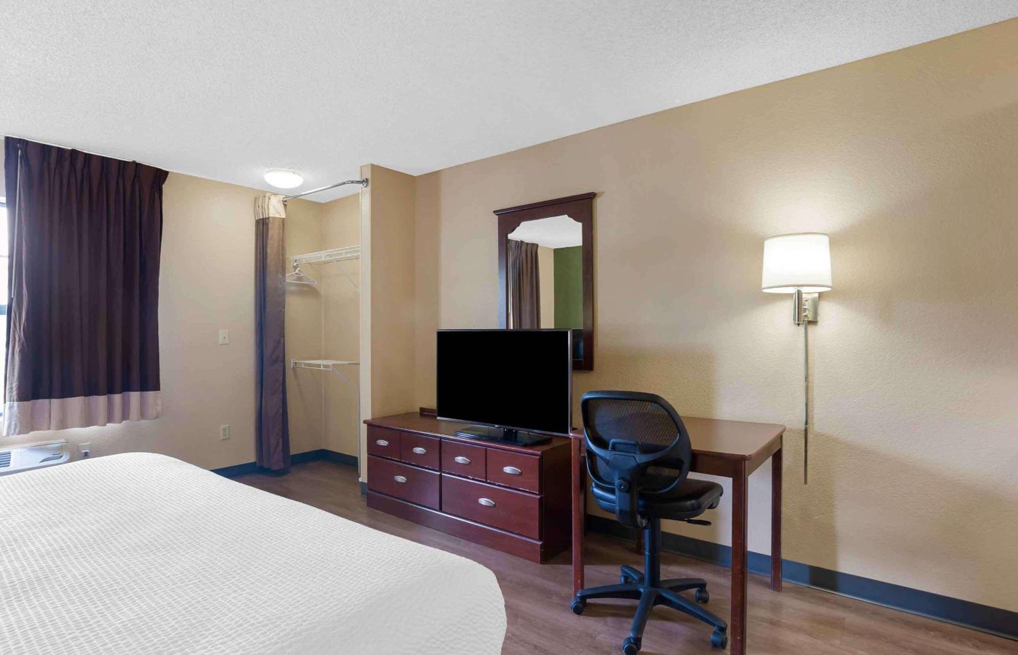Extended Stay America Suites - Chicago - Midway Bedford Park Exterior photo