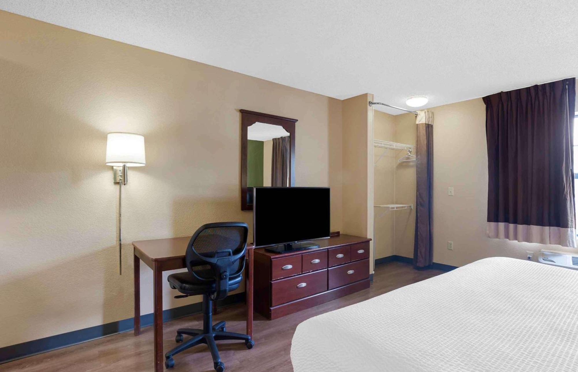 Extended Stay America Suites - Chicago - Midway Bedford Park Exterior photo