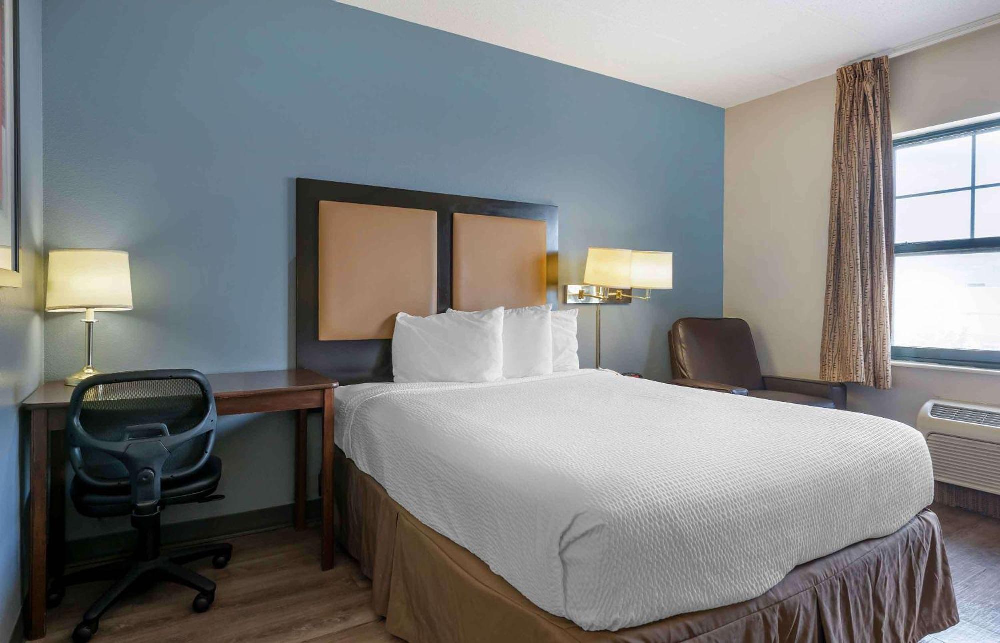 Extended Stay America Suites - Chicago - Midway Bedford Park Exterior photo